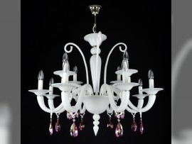 Lustre blanc avec garnitures en cristal violet sans abat-jour