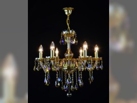 Lustre à 6 branches en cristal plaqué dans la teinte de l'ambre éclairé