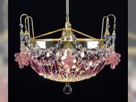 Pink crystal basket - detail of the ceiling lamp