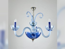 Lustre Murano à 3 bras de couleur bleu opale (fond clair)