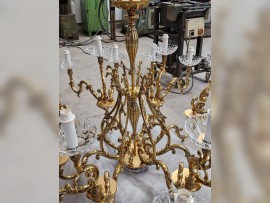 Pièce maîtresse de lustre en fonte dia 62"