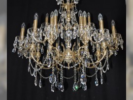 arge 28 arms Cast brass crystal chandelier