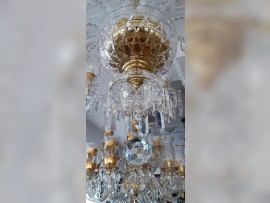 Photo de la partie basse du lustre "Diamant Baccarat"